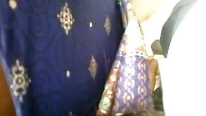 आदमी द्वारा किसी और पत्नी सेक्सी वीडियो हिंदी फिल्म फुल एचडी कार में और उसके चेहरे पर