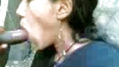पहली टाइमर किशोर लड़की प्रकोपों सेक्सी वीडियो एचडी फुल मूवी हिंदी के साथ घर पर आंतरिक स्खलन