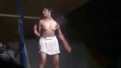 लड़की बिल्ली में बालकनी की गगनचुंबी इमारतों सेक्स वीडियो फिल्म फुल एचडी में