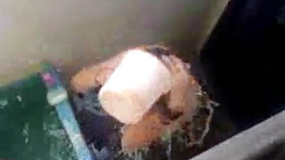 इलेक्ट्रीशियन की एक विवाहित ग्राहक और डाला सेक्स वीडियो मूवी एचडी फुल अपने मुर्गा