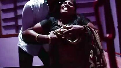 सुंदर लड़की बड़े स्तन के साथ आत्मसमर्पण करने के लिए दो लोगों को हॉट टब सेक्सी मूवी फुल एचडी सेक्सी मूवी फुल एचडी में