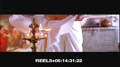 मैकेनिक्स ने गैरेज में सेक्सी फिल्म हिंदी में फुल एचडी एक त्रिगुट में स्कूली छात्राओं की एक जोड़ी को फिल्माया