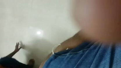 प्यारा गोरा एंड्रिया फ्रांसिस उसके स्तन के सेक्सी वीडियो फुल मूवी एचडी हिंदी साथ मुर्गा बेकार है