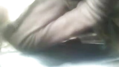 काँसे के रंग हिंदी सेक्सी मूवी फुल एचडी खींचती हाथ लंबे काले निपल्स
